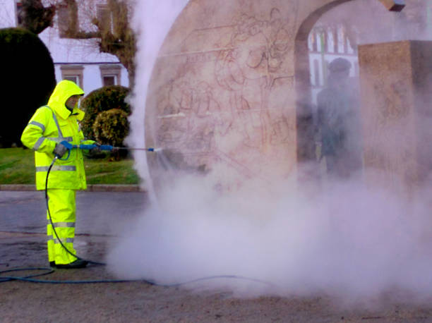 Best Local Pressure Washing Services  in Sunnyside, WA